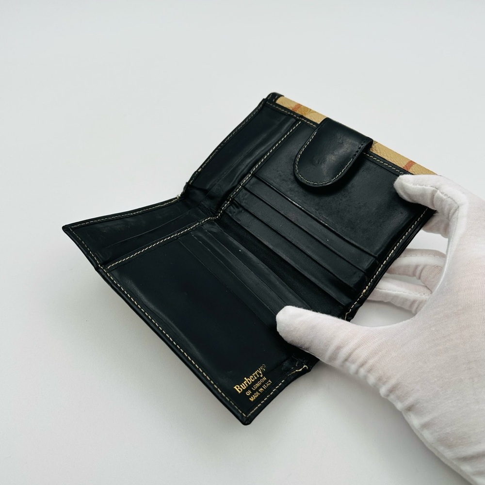 Burberry Tan and Black Checkered Wallet - Picture 9 of 13